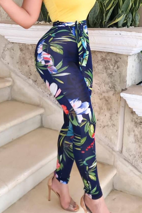 Lovely Casual High Elastic Waist Non Positioning Floral Printed Deep Blue Polyester Pants(With Belt)
Lovely Casual High Elastic Waist Non Positioning Floral Printed Deep Blue Polyester Pants(With Belt)