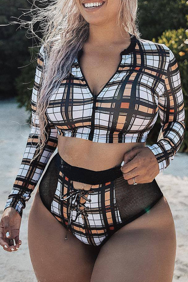 Lovely Grid Print Multicolor Two-piece Swimsuit, Multicolor lattices
Lovely Grid Print Multicolor Two-piece Swimsuit, Multicolor lattices