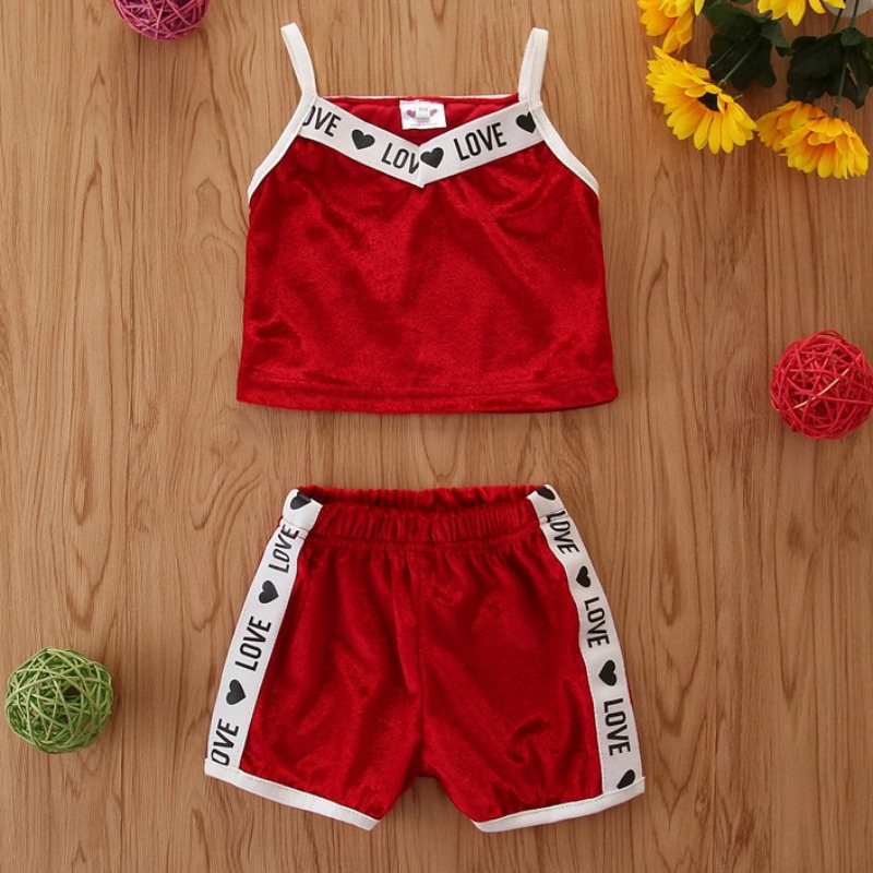 lovely Casual Spaghetti Strap Letter Patchwork Girl Two-piece Shorts Set, Red
lovely Casual Spaghetti Strap Letter Patchwork Girl Two-piece Shorts Set, Red