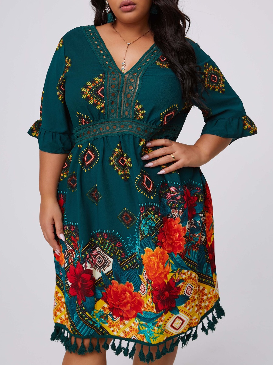 lovely Casual V Neck Print Tassel Design Green Knee Length Plus Size Dress
lovely Casual V Neck Print Tassel Design Green Knee Length Plus Size Dress