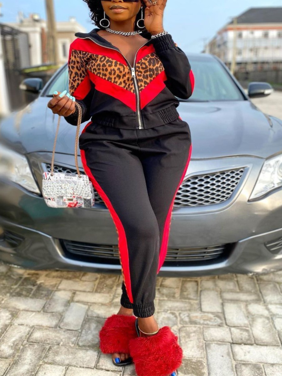 Lovely Sportswear Turndown Collar Leopard Print Patchwork Black Two Piece Pants Set
Lovely Sportswear Turndown Collar Leopard Print Patchwork Black Two Piece Pants Set