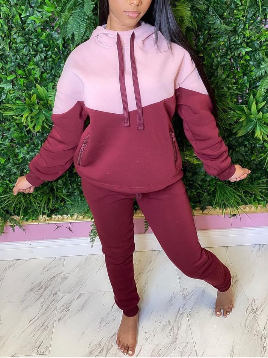 Lovely rendy Hooded Collar Dropped Shoulder Color-lump Red Two Piece Pants Set
Lovely rendy Hooded Collar Dropped Shoulder Color-lump Red Two Piece Pants Set