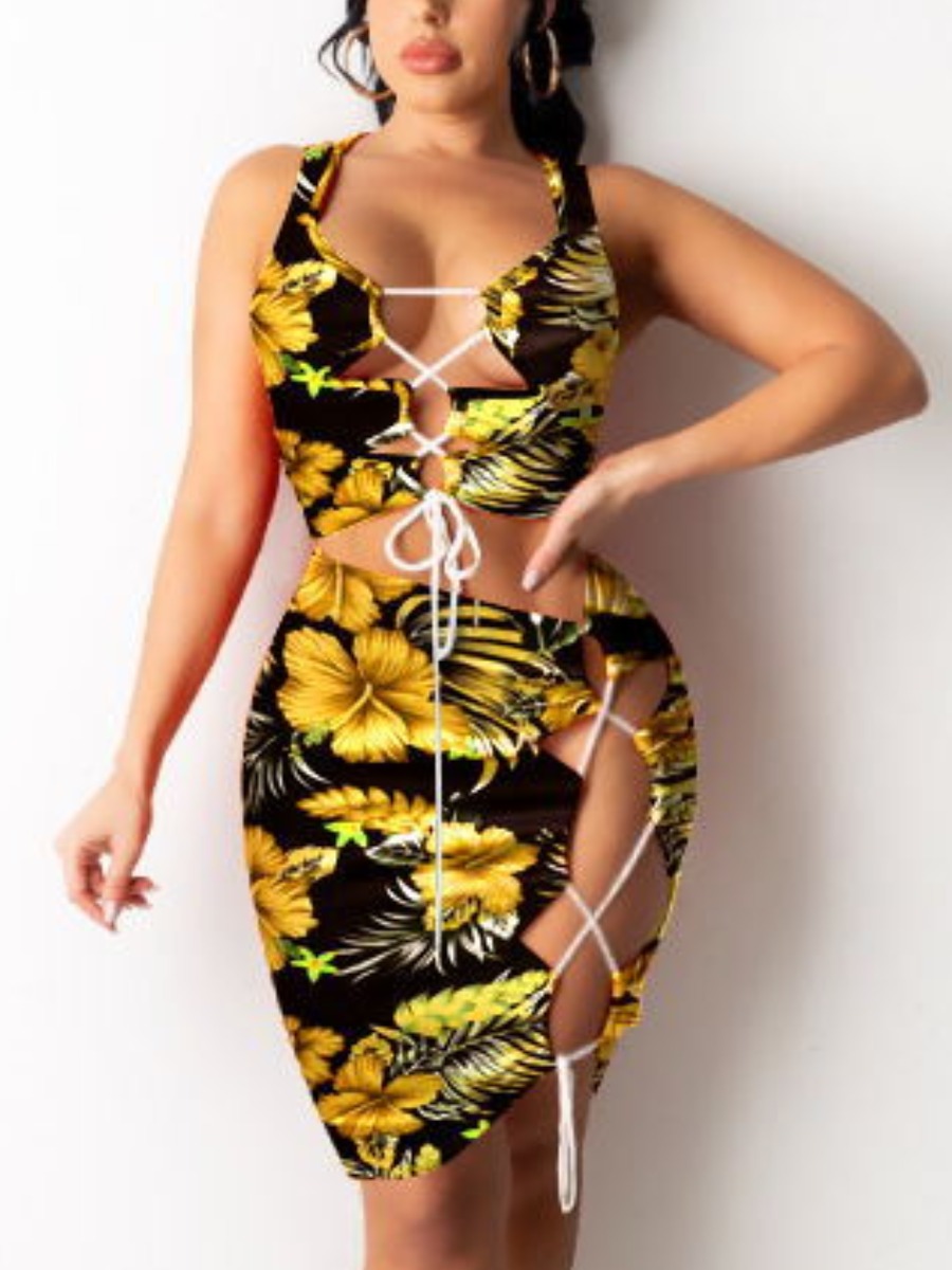 Lovely Sexy Floral Print Bandage Hollow-out Design Yellow Two Piece Skirt Set
Lovely Sexy Floral Print Bandage Hollow-out Design Yellow Two Piece Skirt Set