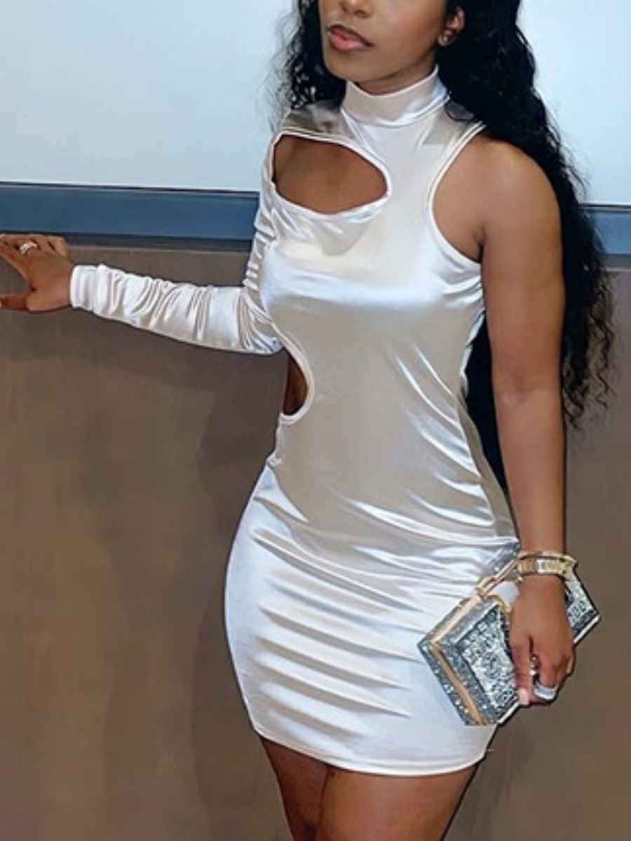 LW SXY Turtleneck Hollow-out Bodycon Dress, White
LW SXY Turtleneck Hollow-out Bodycon Dress, White