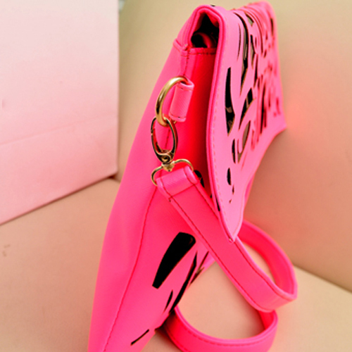 Zipper Hasp and Geometric Hollowout Design Rose PU Messenger