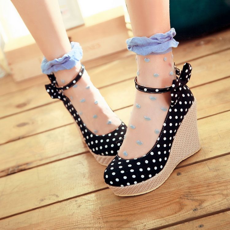 round toe high heel