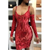 Lovely Sexy Dew Shoulder Sequins Decoration Red Po
