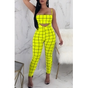 Lovely Sexy Bateau Neck Grid Printed Wine Yellow T