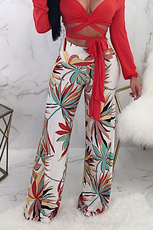 

Lovely Trendy Mid Waist Floral Printed White Polyester Zipped Pants