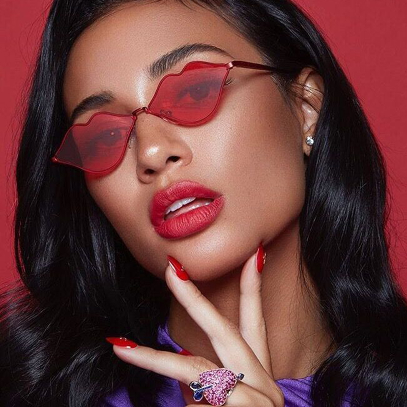 

Lovely Euramerican Lip Shape Red PC Sunglasses