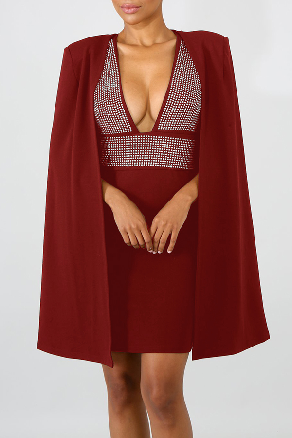 

Lovely Elegant Cloak Design Red Two-piece Skirt Set