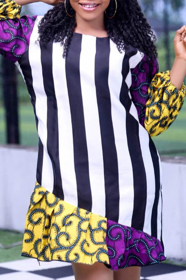 

Lovely Casual Patchwork Printed Purple Knee Length Dress
