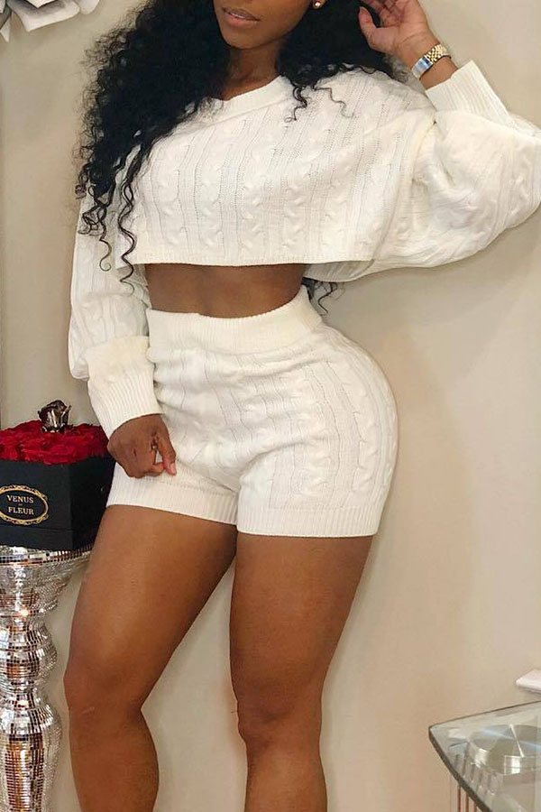 

Lovely Euramerican Sweater White Blending Two-piece Shorts Set
