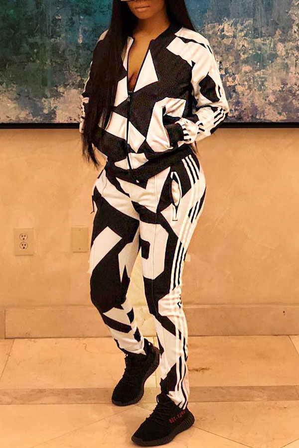 

Lovely Sportswear Geometric Printed White Twilled Satin Two-piece Pants Set