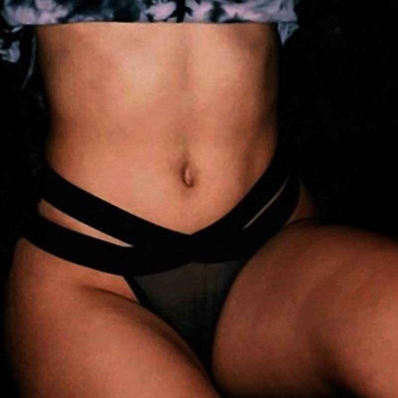 

Lovely Sexy Hollowed-out Black Panties