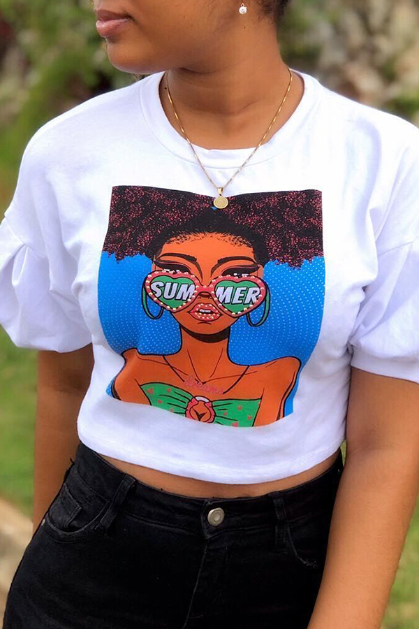 

Lovely White Printed Casua T-shirts
