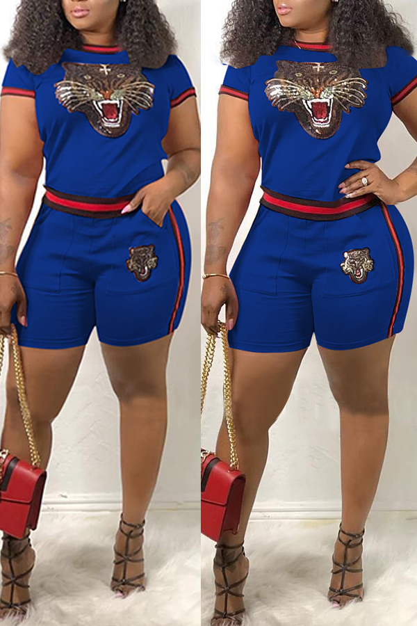 

Lovely Casual Printed Patchwork Blue Two-piece Shorts Set