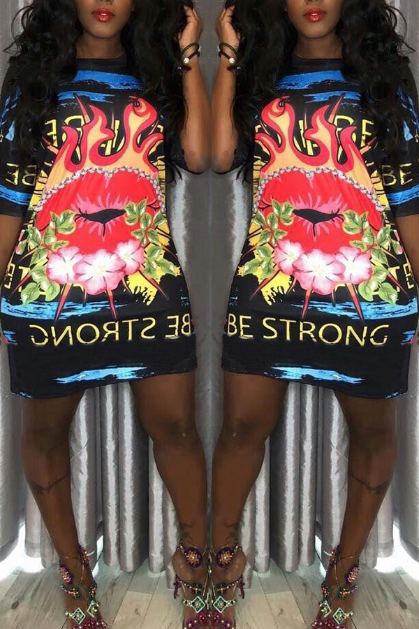 

Lovely Casual O Neck Printed Black Mini Dress