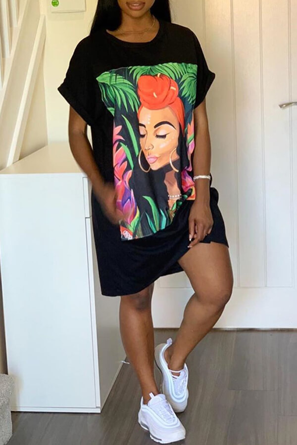 

Lovely Casual Printed Black Mini Dress