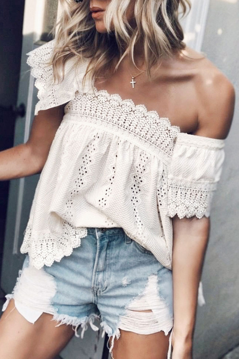 

Lovely Dew Shoulder Hollow-out White Blouse