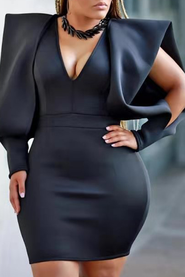 

Lovely Temperament V Neck Black Mini Evening Dress