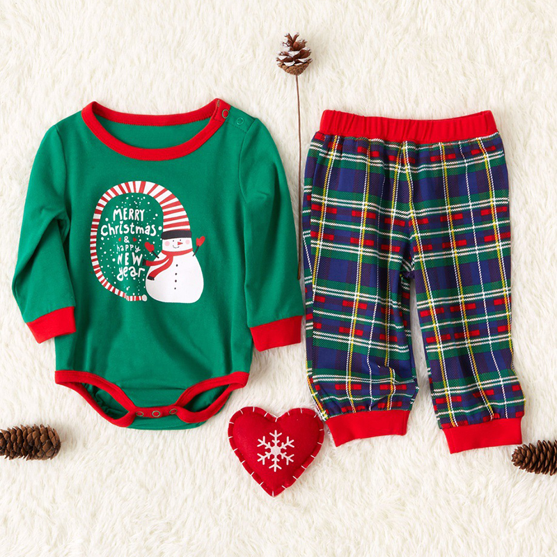 

Lovely Family Printed Green Baby Two-piece Pants Set
