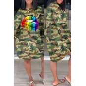 Lovely Casual Lip Printed Army Green Knee Length D