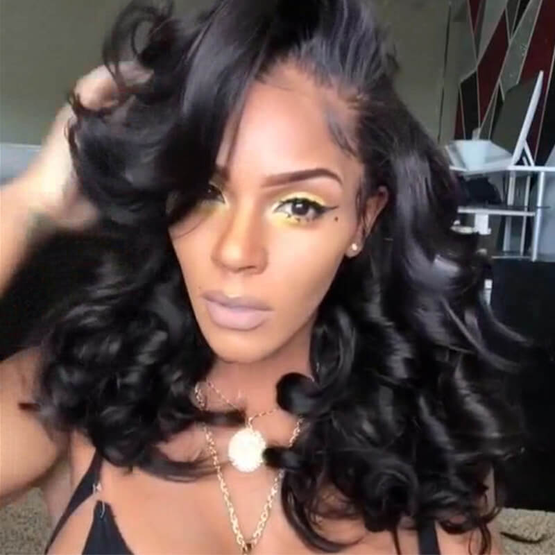 

Lovely Trendy Natural Looking Long Wavy Black Wigs