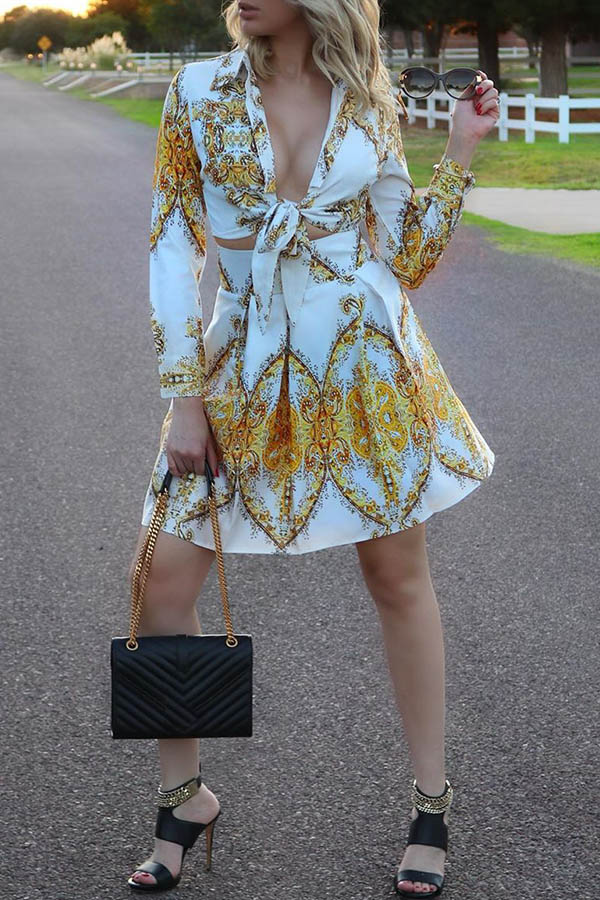 

Lovely Party Turndown Collar Printed White Two-piece Skirt Set