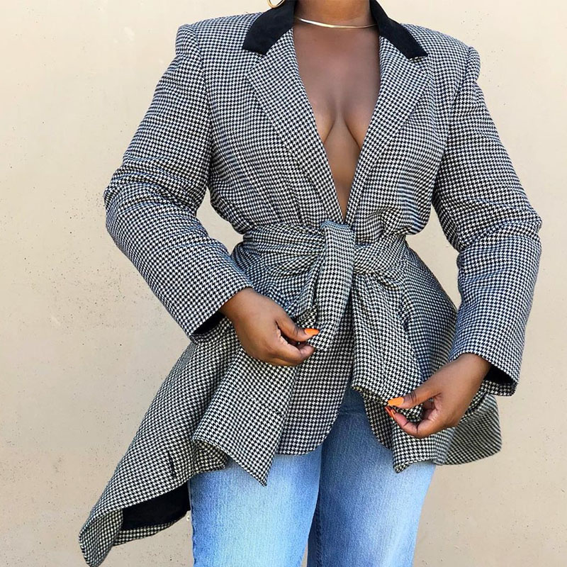 

Lovely Trendy Plaid Printed Grey Blazer