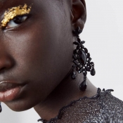 Lovely Vintage Black Alloy Earring