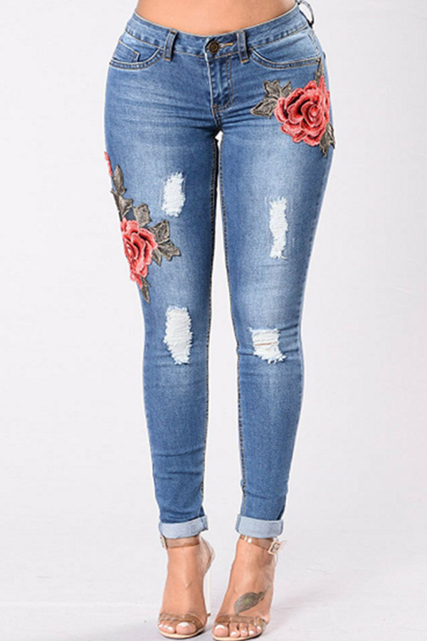 

Lovely Casual Embroidery Design Deep Blue Jeans