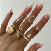 Lovely Vintage 9-piece Gold Alloy Ring