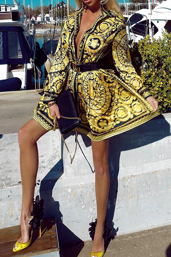 

Lovely Casual Print Loose Gold Mini Dress