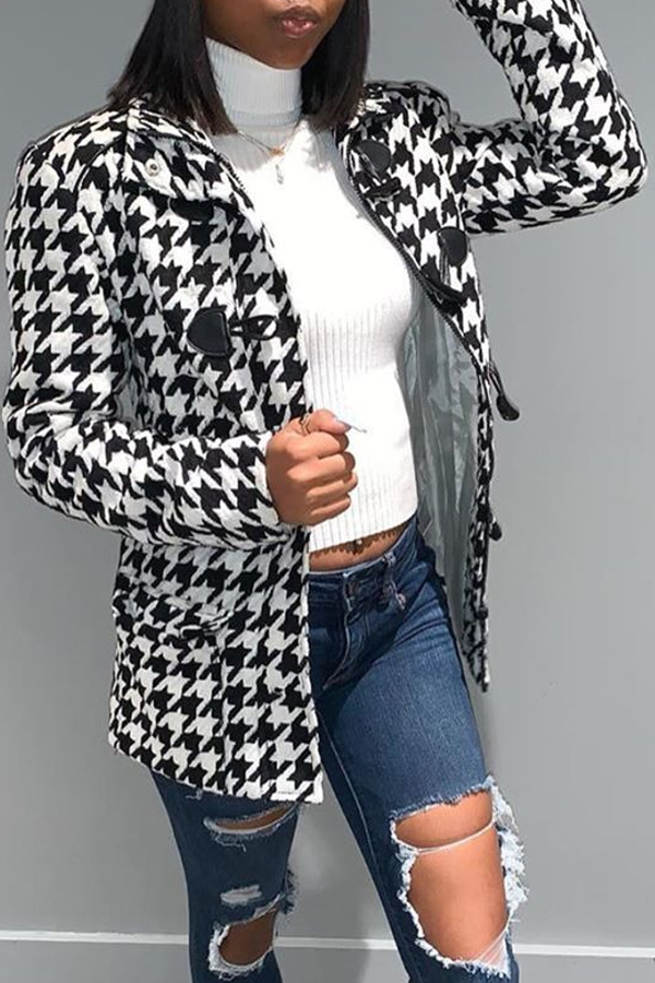 

Lovely Casual Print Black Coat