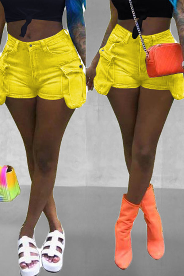 

Lovely Casual Pocket Yellow Shorts