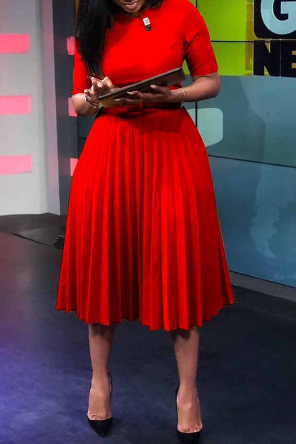 

Lovely Casual O Neck Fold Design Red Knee Length Dress