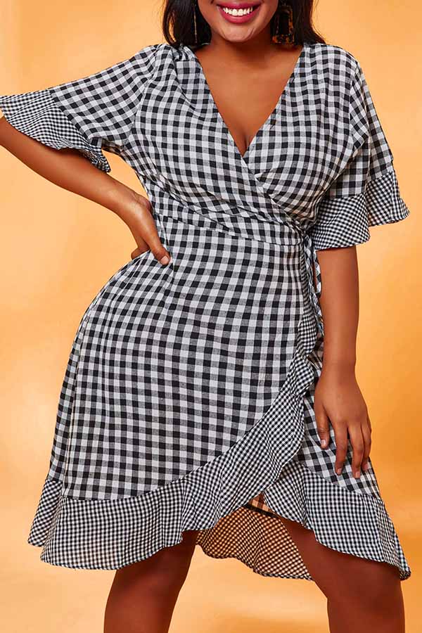 

Lovely Casual Patchwork Plaid Plus Size Mini Dress, Black & white tartan