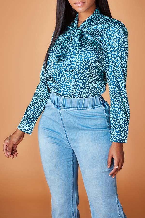 

Lovely Chic Print Green Blouse