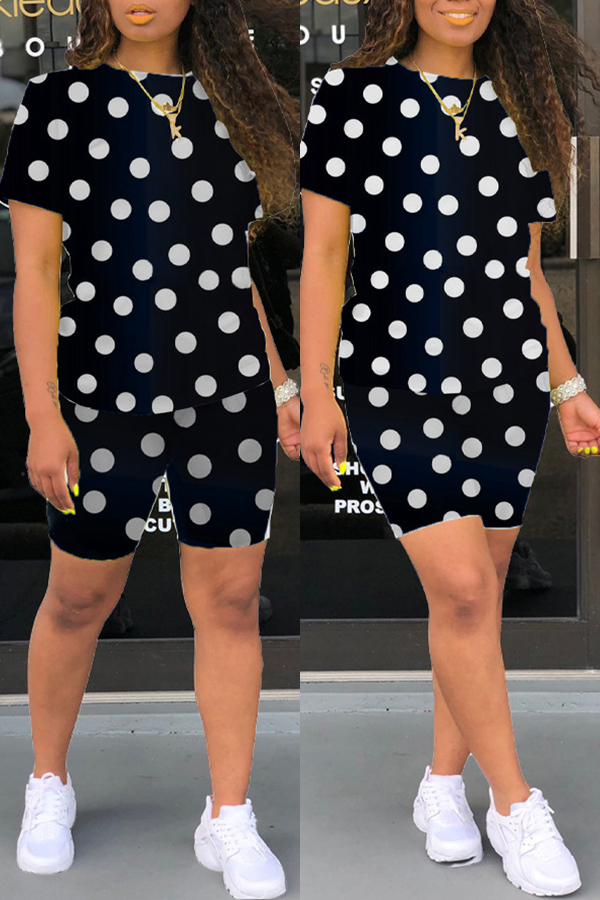 

Lovely Casual Dot Print Black Two-piece Shorts Set