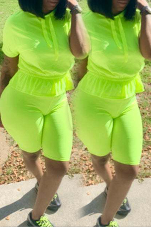 

Lovely Casual Hooded Collar Flounce Green Two-piece Shorts Set