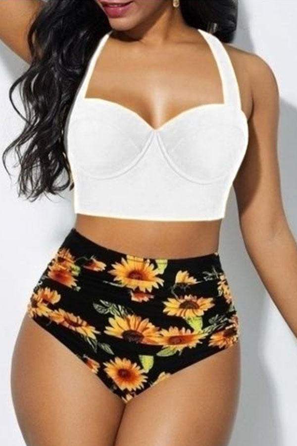 

Lovely Print White Bathing Suit Two-piece Swimsuit