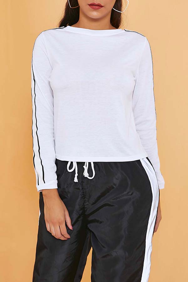 

Lovely Casual Striped White T-shirt