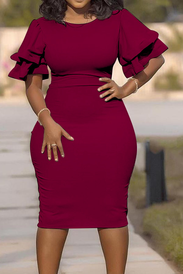 

Lovely Sexy Flounce Design Wine Red Knee Length Plus Size Dress