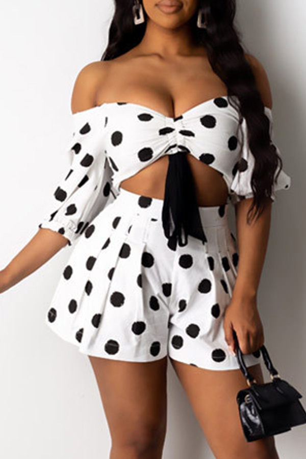 

Lovely Sweet Dot Print White Two-piece Shorts Set