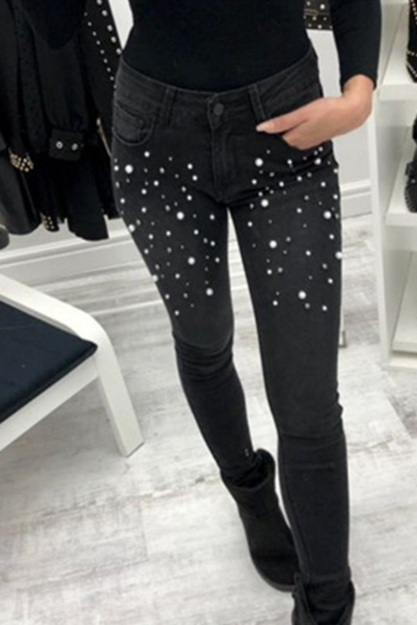 

Lovely Casual Nail Bead Design Black Jeans