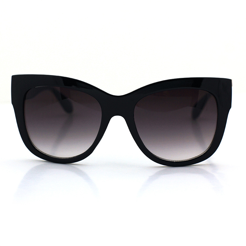

Lovely Trendy Gradient Lens Black Sunglasses