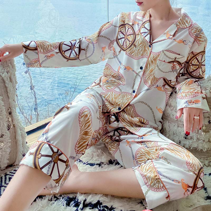 

Lovely Leisure Print White Sleepwear