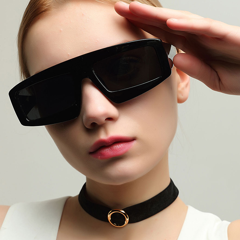 

Lovely Stylish Big Frame Design Black Sunglasses