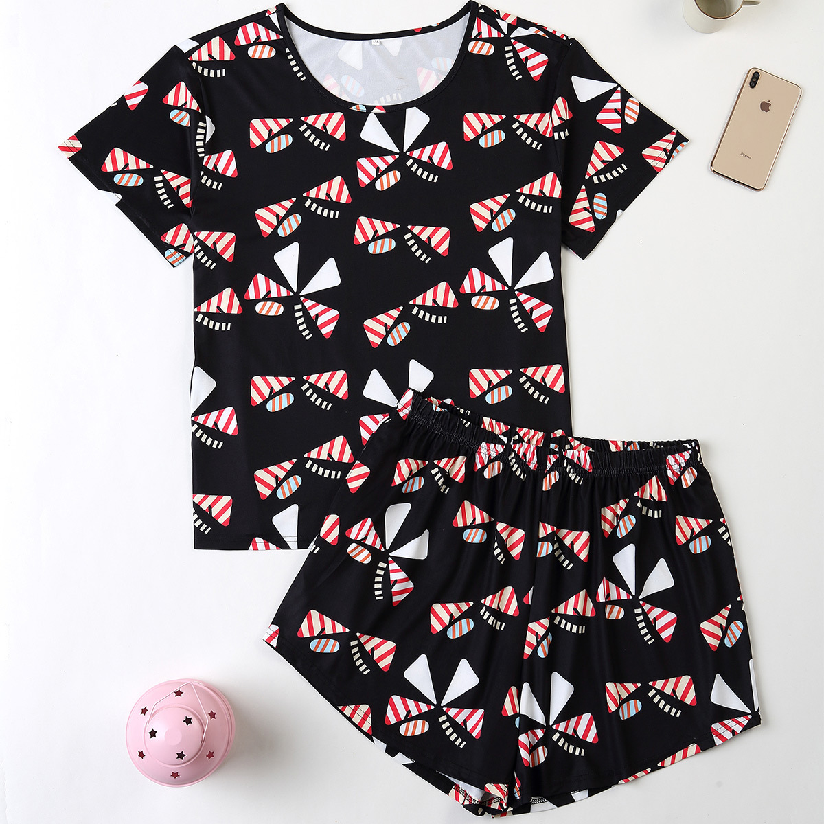 

Lovely Leisure Print Black Plus Size Two-piece Shorts Set